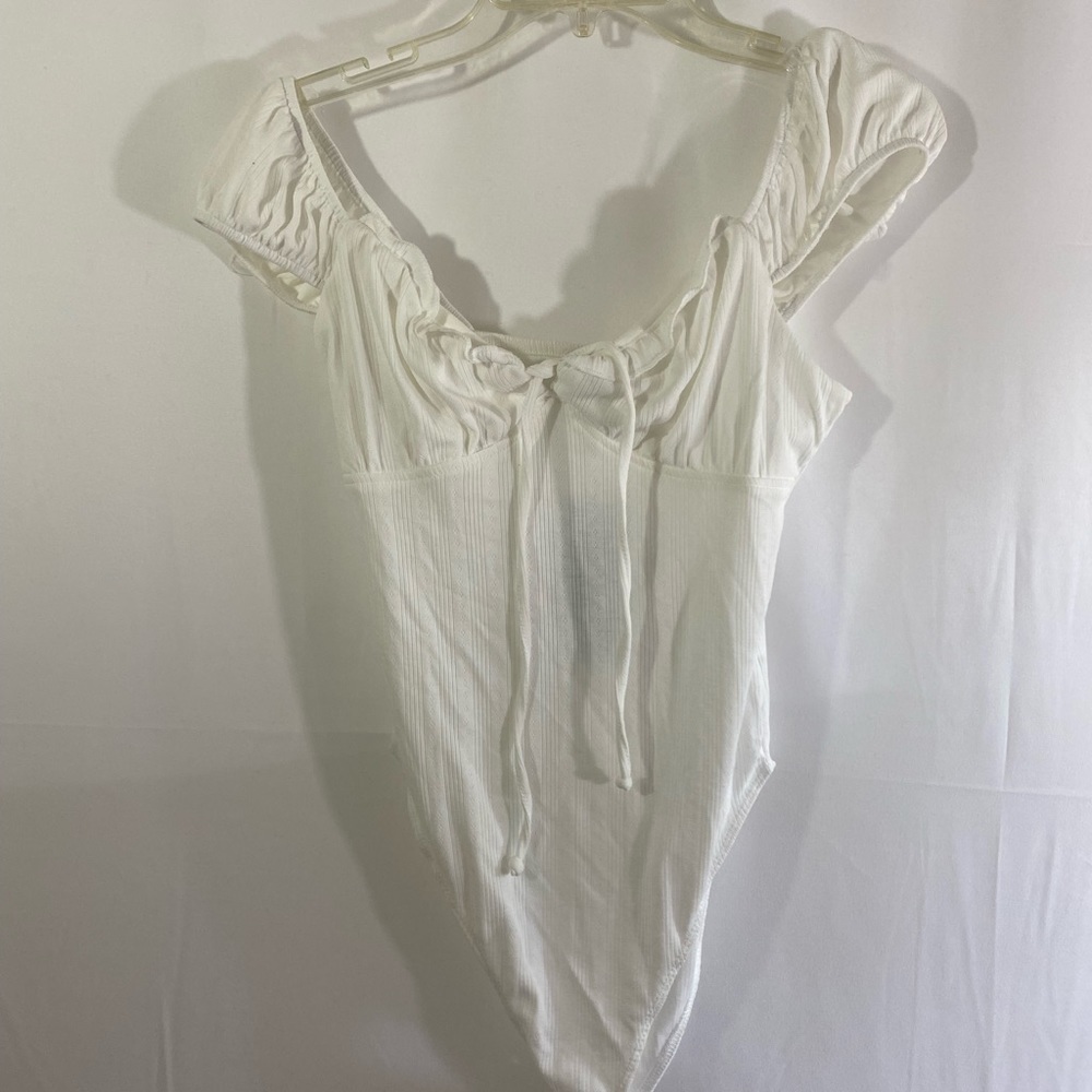 NWT Wild Fable Women’s tie front Milkmaid bodysuit